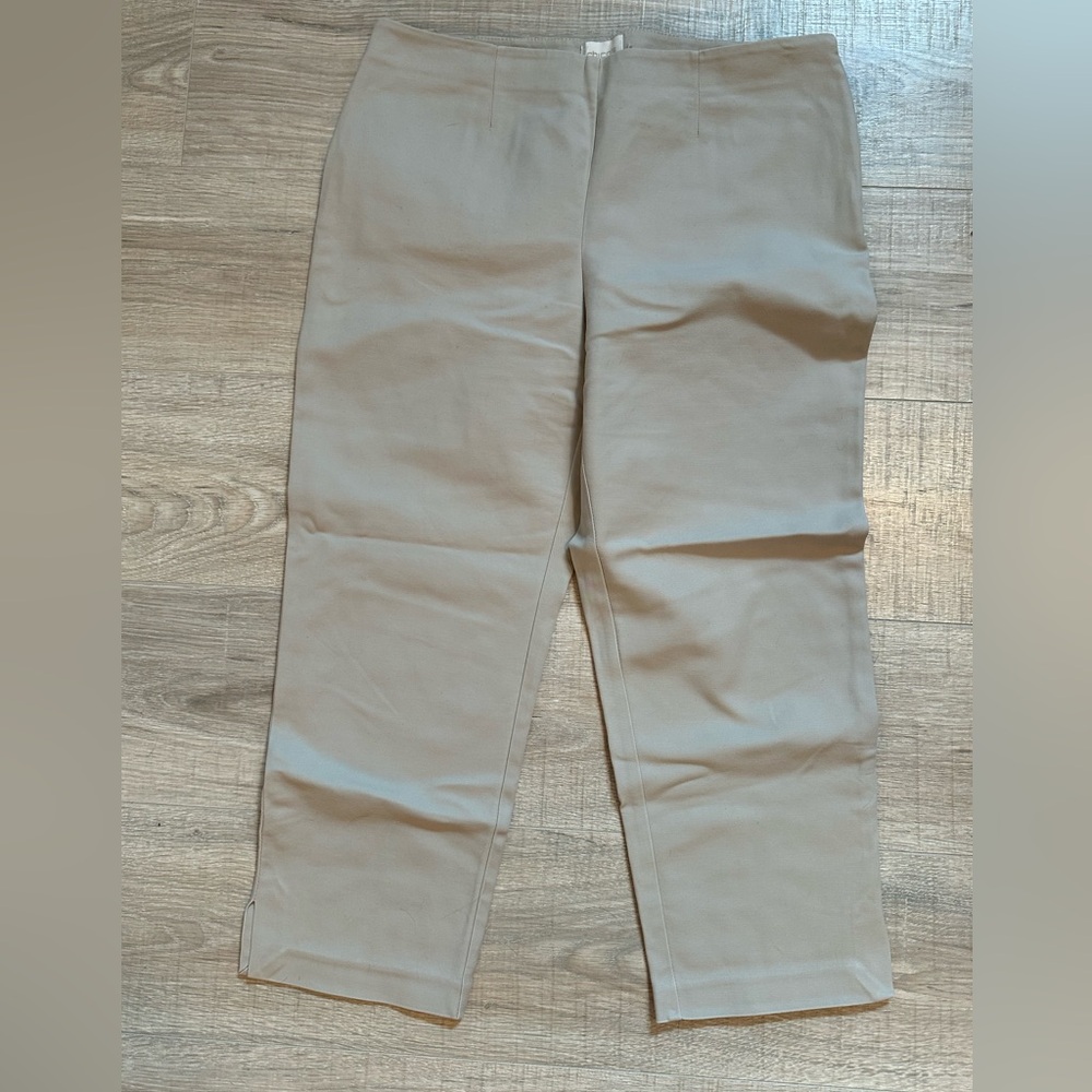 Chicos Cropped Pants